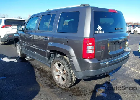 2017 Jeep Patriot High Altitude 4X4 z USA, uszkodzony, nr VIN 1C4NJRFBXHD111997